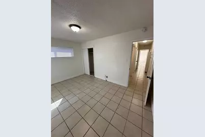 1045 W Santa Fe Avenue, Merced, CA 95340 - Photo 10