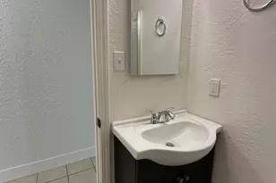 1045 W Santa Fe Ave, Merced, CA 95340 - Photo 6