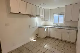 1045 W Santa Fe Ave, Merced, CA 95340 - Photo 2