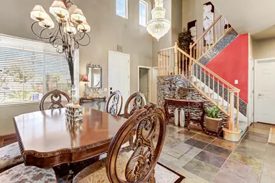 9820 Spring View Way, Elk Grove, CA 95757 - Photo 12