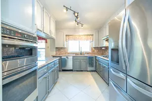 242 Montgomery Dr, Mokelumne Hill, CA 95245 - Photo 18