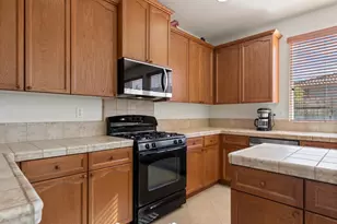 3404 Nouveau Way, Rancho Cordova, CA 95670 - Photo 18