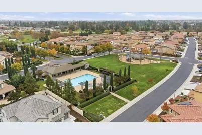 216 Vicenza Drive, Stockton, CA 95209 - Photo 28