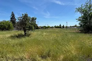 552 Main Ave, Sacramento, CA 95838 - Photo 1