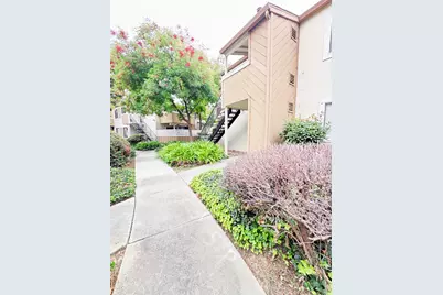 2372 Balme Dr, San Jose, CA 95122 - Photo 28