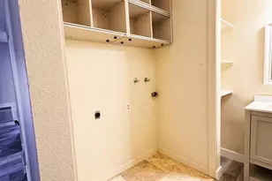 2372 Balme Dr, San Jose, CA 95122 - Photo 18