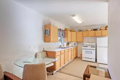 788 E Willow Avenue, Manteca, CA 95337 - Photo 52