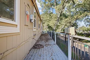 788 E Willow Ave, Manteca, CA 95337 - Photo 14