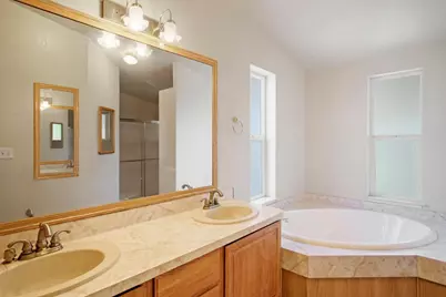 788 E Willow Avenue, Manteca, CA 95337 - Photo 30