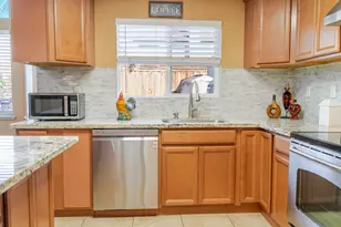 3812 Ramalho Ln, Stockton, CA 95206 - Photo 16