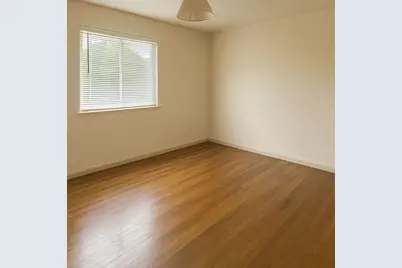 2076 20th Avenue, Sacramento, CA 95822 - Photo 4