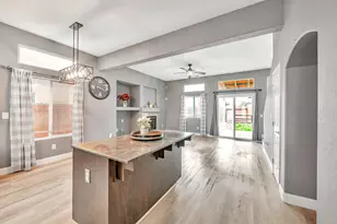 9065 Robbins Rd, Sacramento, CA 95829 - Photo 12