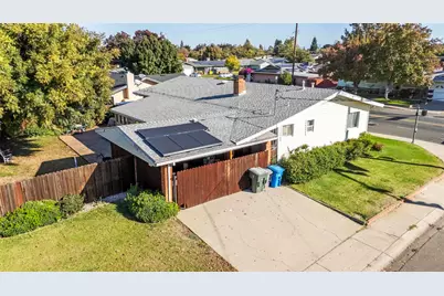 1502 Gray Avenue, Yuba City, CA 95991 - Photo 2