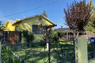 915 R St, Merced, CA 95341 - Photo 4