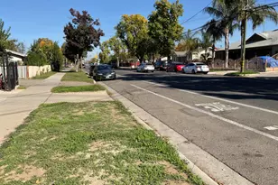 915 R St, Merced, CA 95341 - Photo 10