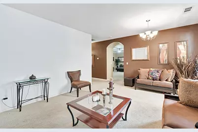 6615 Cetti Avenue, Fresno, CA 93727 - Photo 6