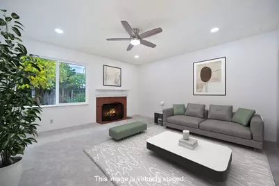 7007 Uranus Pkwy, Sacramento, CA 95823 - Photo 4