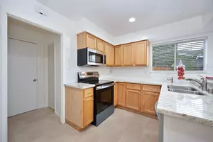 7007 Uranus Pkwy, Sacramento, CA 95823 - Photo 16