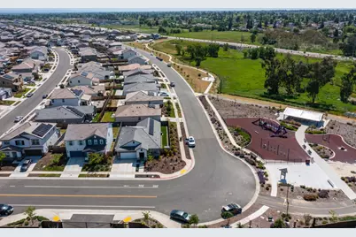 9705 Mirabelle Street, Roseville, CA 95747 - Photo 46