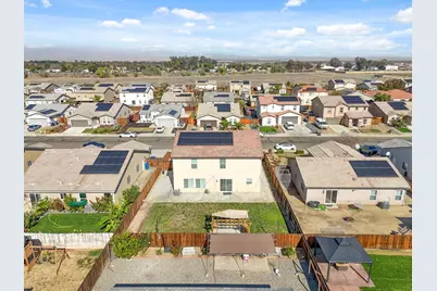 802 Reisling Lane, Coalinga, CA 93210 - Photo 92