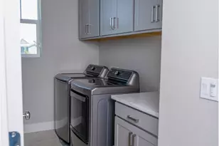 22 E Funderburg Blvd, Mountain House, CA 95391 - Photo 16