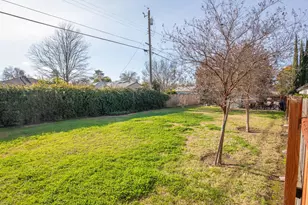 5652 Broadway, Sacramento, CA 95820 - Photo 16