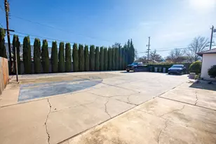 5652 Broadway, Sacramento, CA 95820 - Photo 14