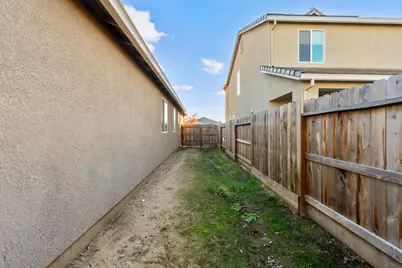 453 Daffodil Drive, Merced, CA 95341 - Photo 36