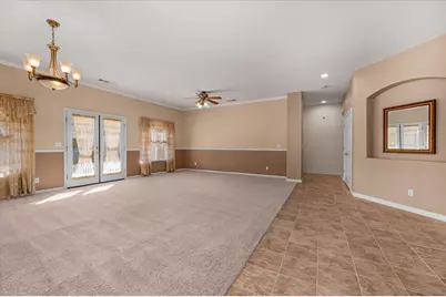 1947 Hampton, Hanford, CA 93230 - Photo 18