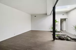 8744 Contemporary Ct, Elk Grove, CA 95624 - Photo 14