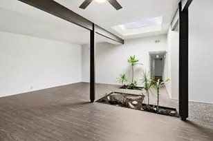 8744 Contemporary Ct, Elk Grove, CA 95624 - Photo 12