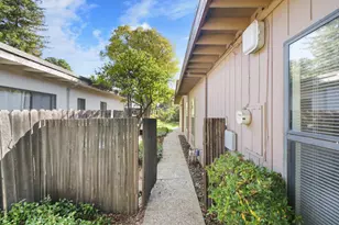 8744 Contemporary Ct, Elk Grove, CA 95624 - Photo 2