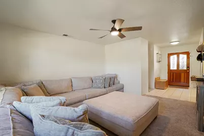 737 Lake Canyon Avenue, Galt, CA 95632 - Photo 4