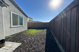 10113 Wayfaring Dr, Stockton, CA 95219 - Photo 22