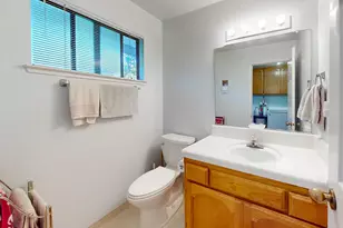 998 Mariposa Dr, Yuba City, CA 95991 - Photo 18