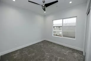 439 Coffee Rd, Modesto, CA 95355 - Photo 24