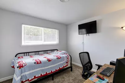 5537 Eastridge Drive, Sacramento, CA 95842 - Photo 6