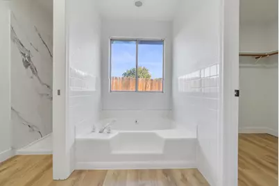 1128 Raymond Drive, Modesto, CA 95351 - Photo 22