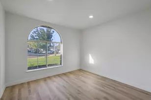 1128 Raymond Dr, Modesto, CA 95351 - Photo 16