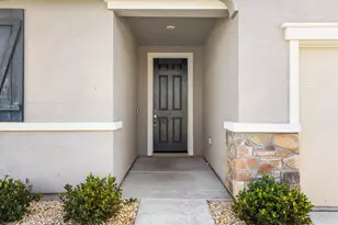 1676 Red Ribbons Ln, Manteca, CA 95337 - Photo 6