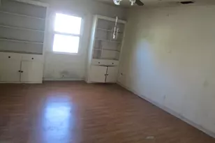 2238 Fernley Ave, Sacramento, CA 95815 - Photo 10