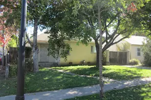 2238 Fernley Ave, Sacramento, CA 95815 - Photo 2