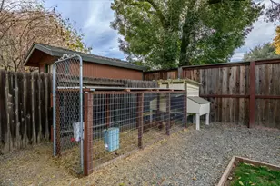 269 Riverside Dr, Woodland, CA 95695 - Photo 30