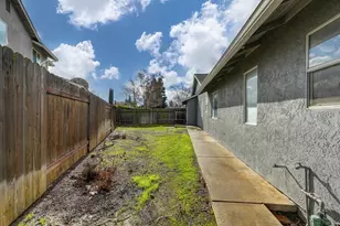 5943 Laguna Villa Way, Elk Grove, CA 95758 - Photo 38