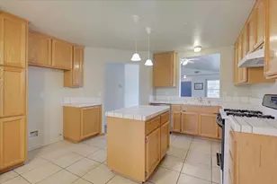 1753 River Run Dr, Linda, CA 95901 - Photo 10