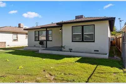 1017 Kings Avenue, Chowchilla, CA 93610 - Photo 4