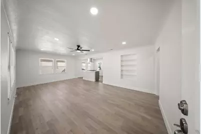 1017 Kings Avenue, Chowchilla, CA 93610 - Photo 6