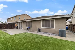 2147 Saffron Dr, Manteca, CA 95337 - Photo 52