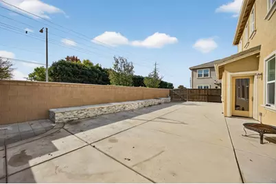 8764 Nakota Way, Sacramento, CA 95828 - Photo 26