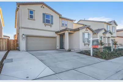 8122 Tino Way, Elk Grove, CA 95757 - Photo 2